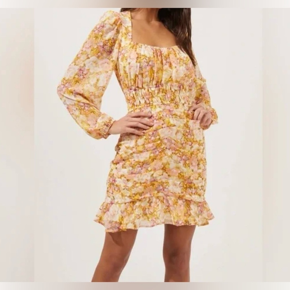 Astr the label Yellow and Peach  Floral Long Sleeve Dress mini size S